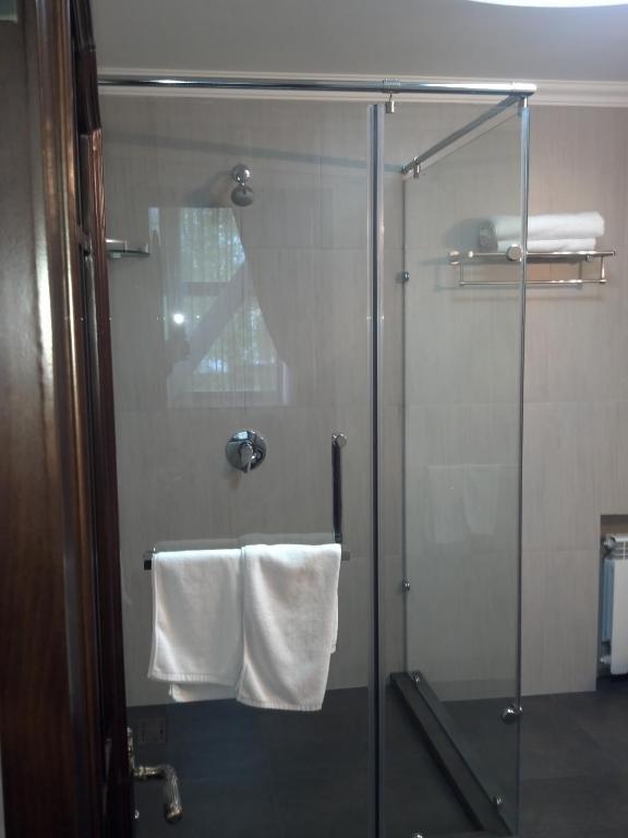 Merey Hotel Karagandy Δωμάτιο φωτογραφία