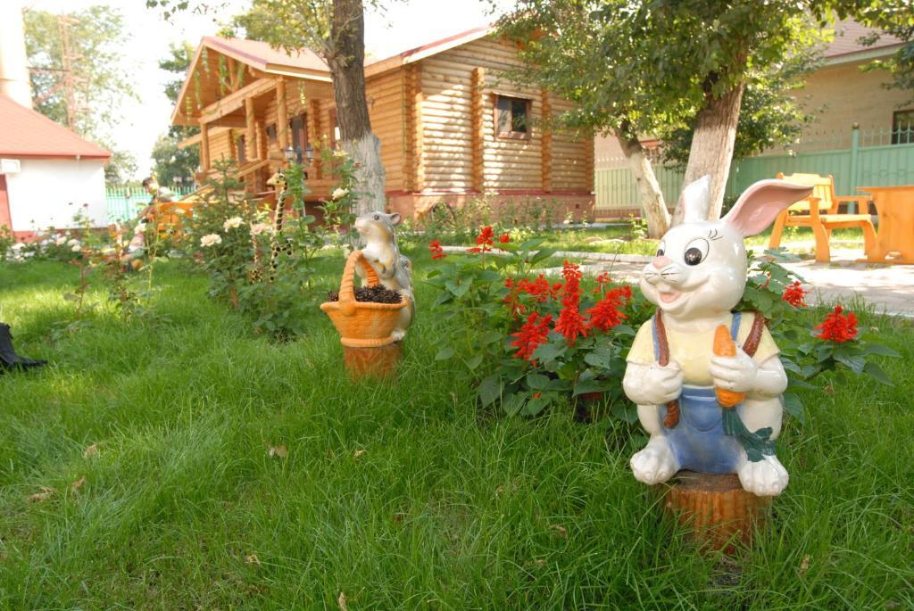 Merey Hotel Karagandy Εξωτερικό φωτογραφία