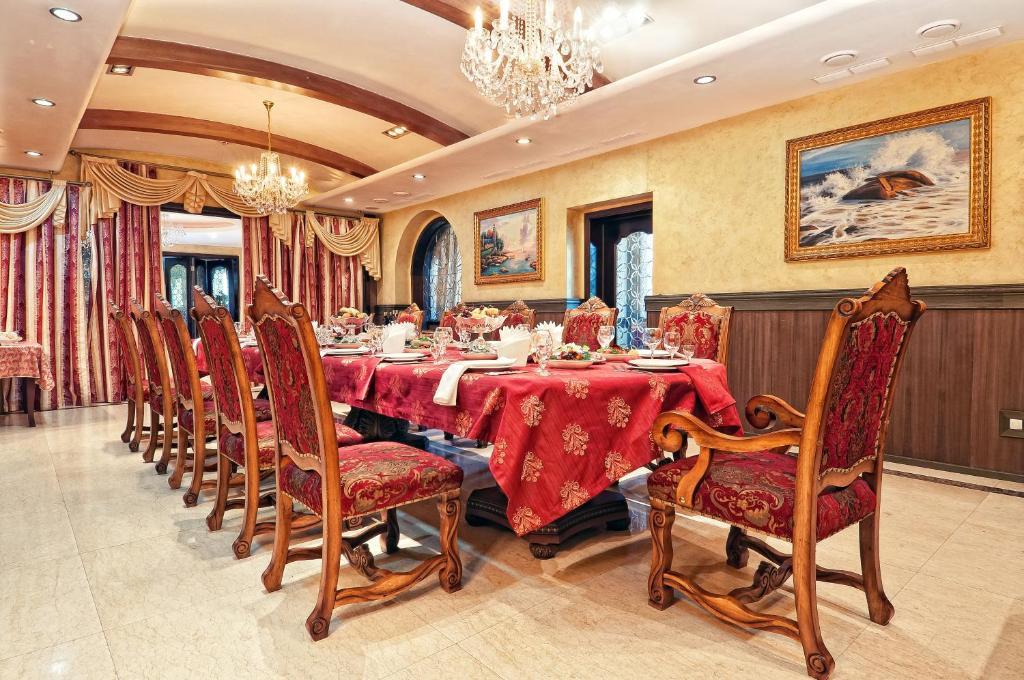 Merey Hotel Karagandy Εξωτερικό φωτογραφία